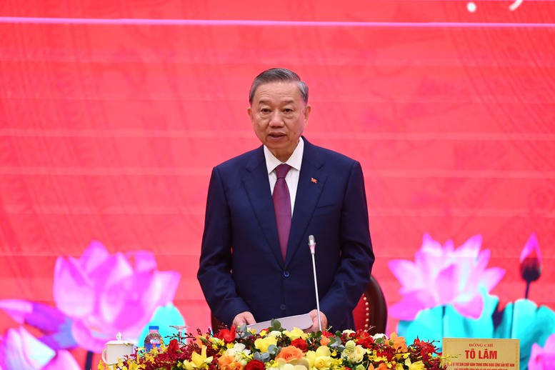 172265868843108-1722658776040880123652-1625 Tổng Bí thư, Chủ tịch nước Tô Lâm chủ trì họp báo. Ảnh: VGP