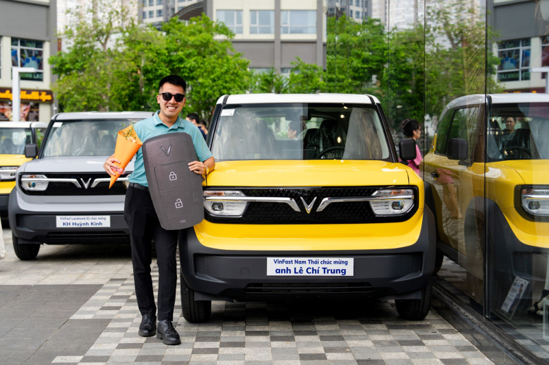 a1-1647 Anh Lê Chí Trung đã đặt mua tới 20 chiếc VF 3 vì chi phí hợp lý.