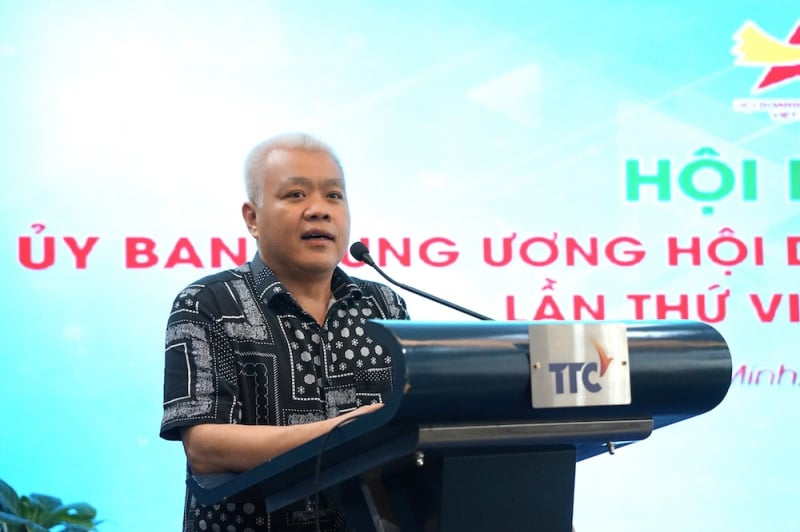 ceo-tiktok-1915 CEO TikTok Việt Nam, ông Nguyễn Lâm Thanh, đã đưa ra nhiều gợi mở cho các doanh nghiệp về vấn đề kinh doanh sản phẩm