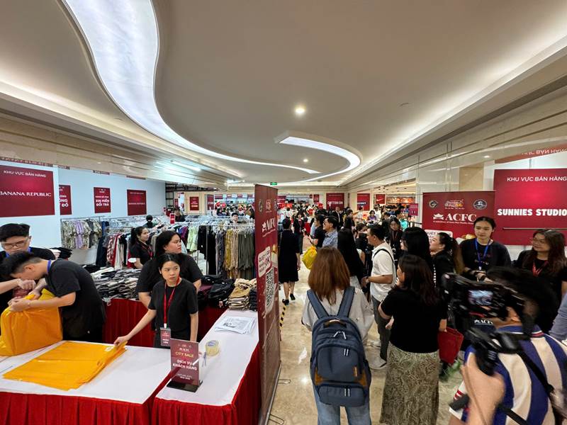 Hơn 500 thương hiệu khuyến mãi đến 80% tại TPHCM