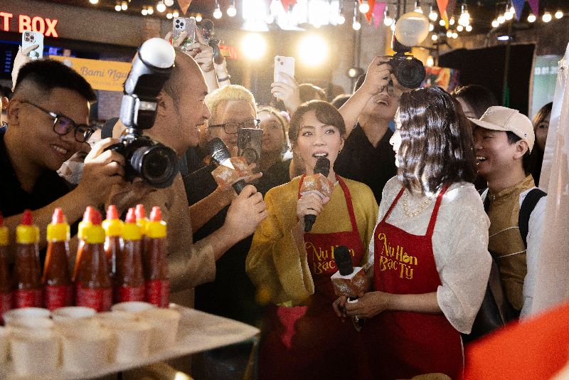 Thu Trang “chơi lớn” mang đến Lễ Hội Bánh Mì Nụ Hôn Bạc Tỷ hoành tráng