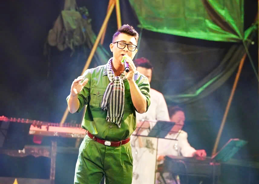 Ca nhạc sĩ Lê Anh Tuấn viết ‘Ký ức Vị Xuyên – Khúc tráng ca bất tử’ bằng lòng biết ơn