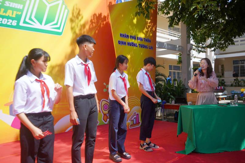 ‘Cùng bạn chọn nghề cho tương lai’: Đưa hướng nghiệp đến gần hơn với học sinh THCS