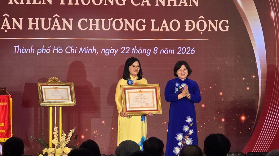 Bệnh viện Hùng Vương được vinh danh Anh hùng Lao động, tiên phong ứng dụng HIFU điều trị u tử cung