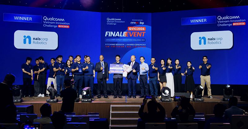 Startup Việt giành 255.000 USD với loạt giải pháp AI, robot và IoT